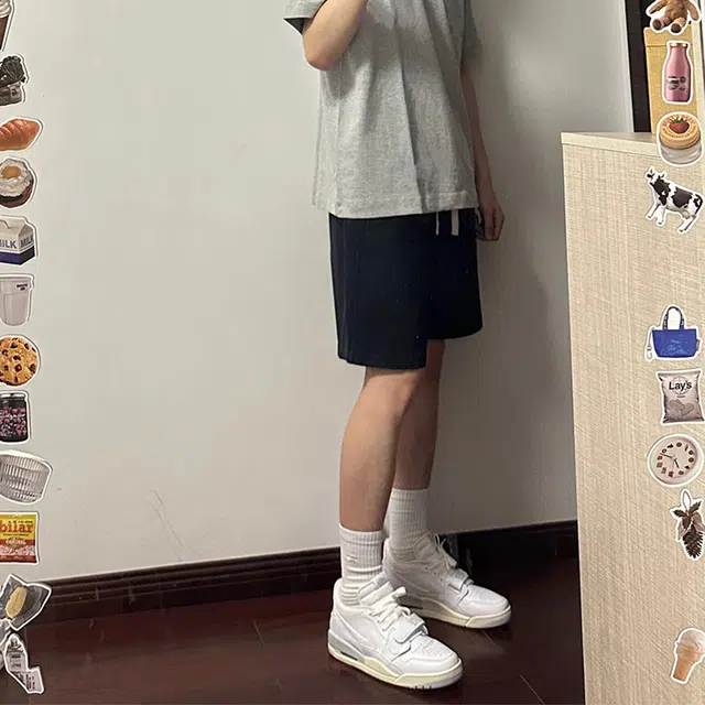 徐百货 美式潮牌重磅短款简约百搭夏季牛奶丝透气高级感三四分裤休闲短裤 男女同款