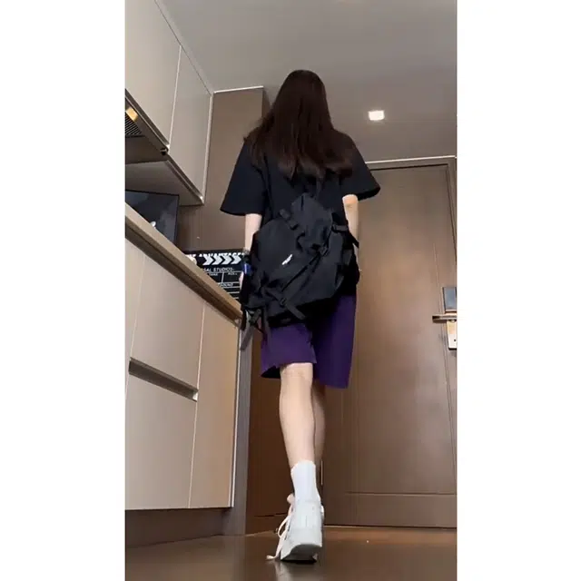 徐百货 美式潮牌冰丝夏季薄款透气速干运动裤大码宽松直筒五分中裤休闲短裤 男女同款