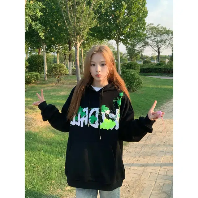 徐百货  美式潮牌葡萄刺绣连帽上衣秋冬设计感小众高街棒球服 男女同款