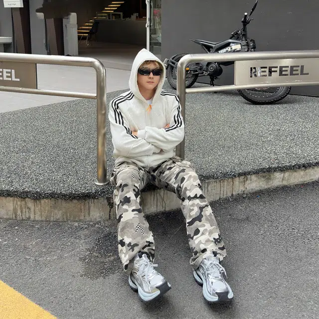 徐百货  三条杠运动风双拉链上衣潮牌百搭春秋季潮流插肩袖开衫情侣重磅休闲外套棒球服 男款