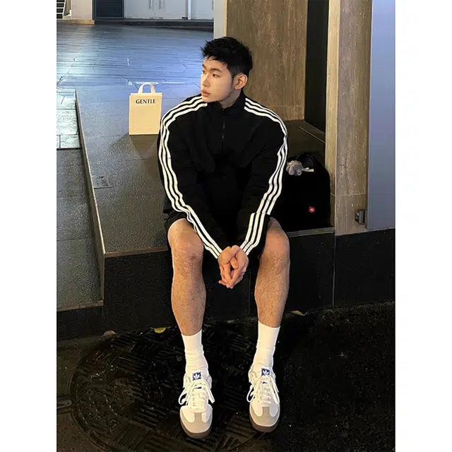 徐百货  美式复古三条杠潮牌欧美街头高级感穿搭运动棒球服 男女同款