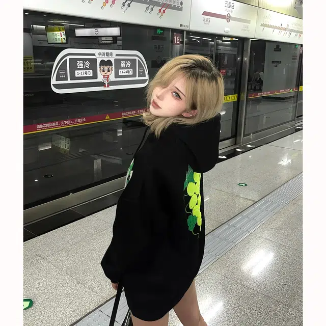 徐百货  美式高街葡萄网球刺绣连帽卫衣百搭休闲时尚设计感潮流外套上衣外套棒球服 男女同款