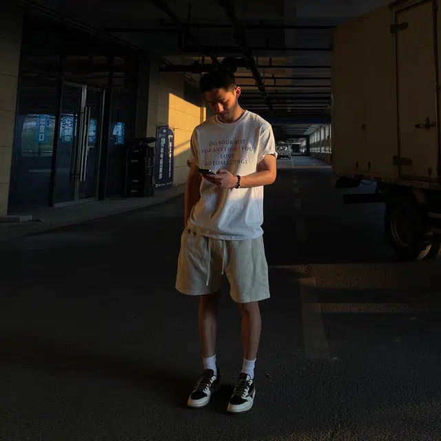 徐百货 美式潮牌简约纯色百搭潮流五分裤夏季透气宽松直筒运动卫裤休闲短裤 男女同款