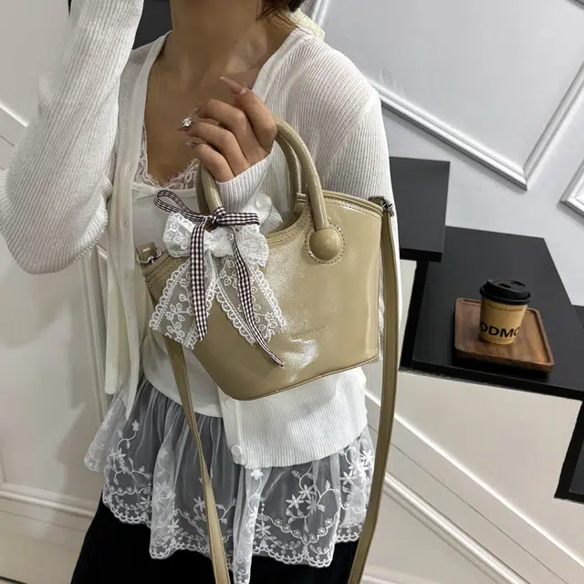 CREAM BEAR PU