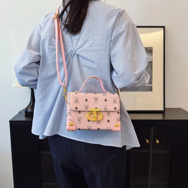 CREAM BEAR PU