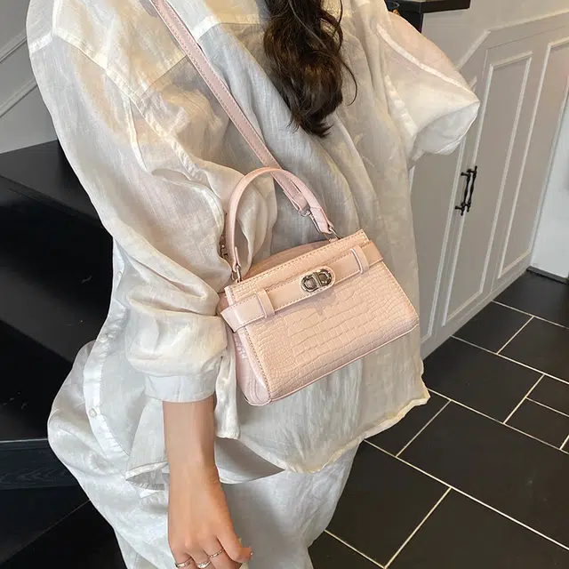 CREAM BEAR PU