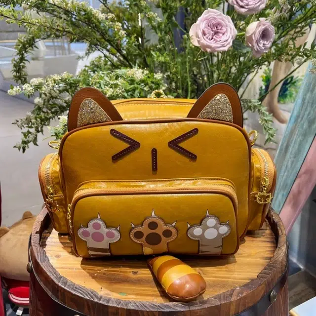 CREAM BEAR PU