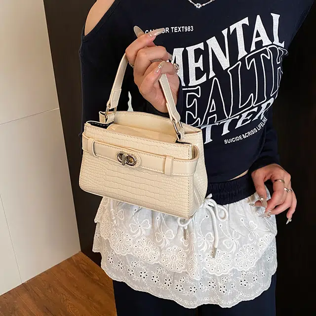 CREAM BEAR PU