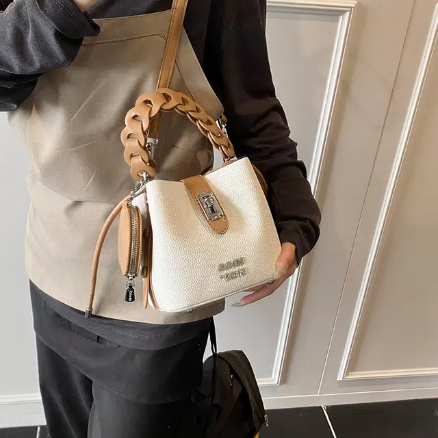 CREAM BEAR PU