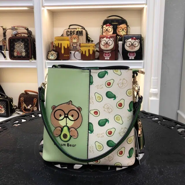 CREAM BEAR PU