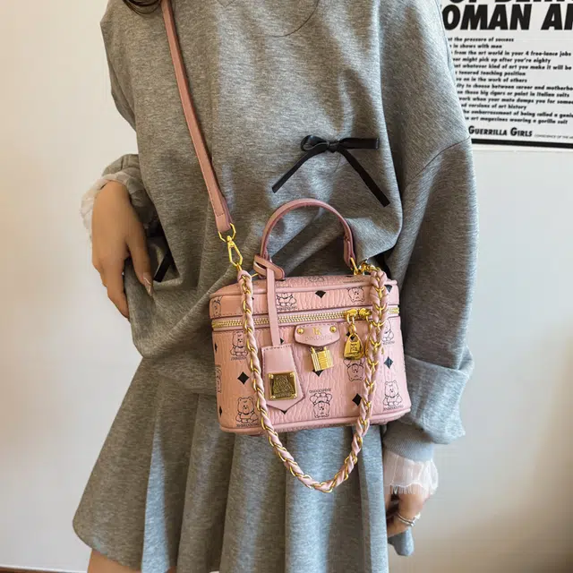 CREAM BEAR PU