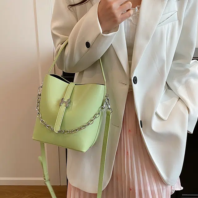 CREAM BEAR PU