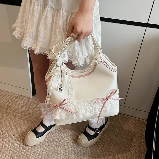 CREAM BEAR PU
