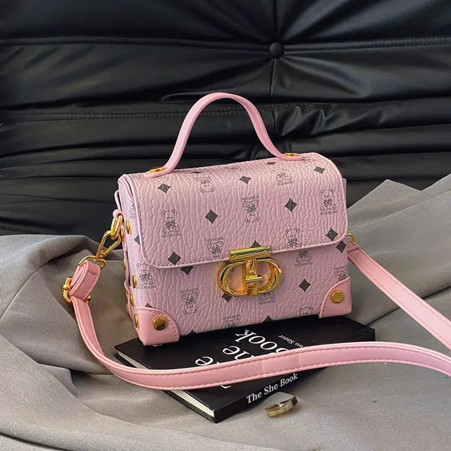 CREAM BEAR PU