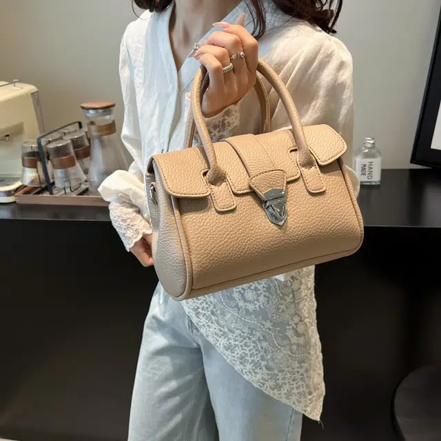 CREAM BEAR PU
