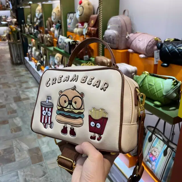 CREAM BEAR PU
