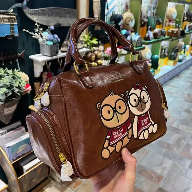 CREAM BEAR PU