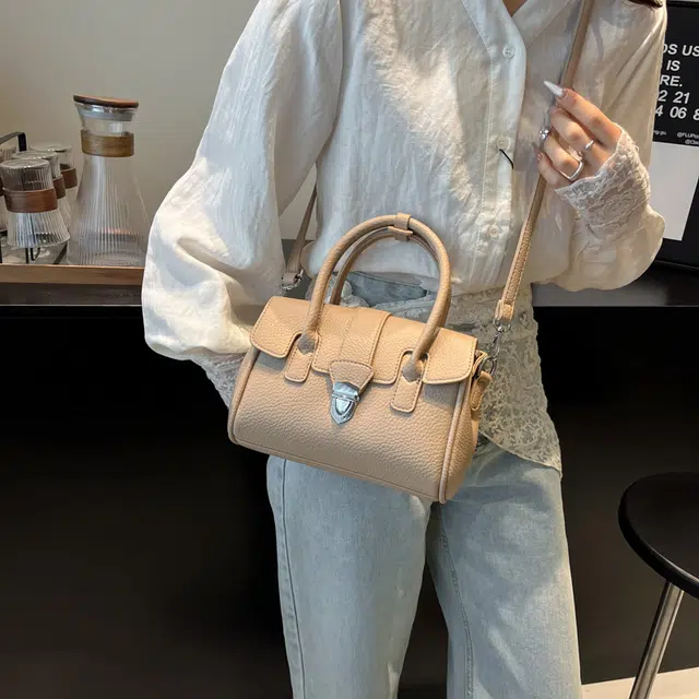 CREAM BEAR PU