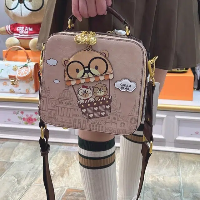CREAM BEAR PU