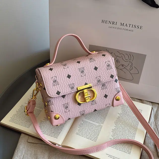 CREAM BEAR PU