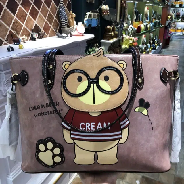 CREAM BEAR PU