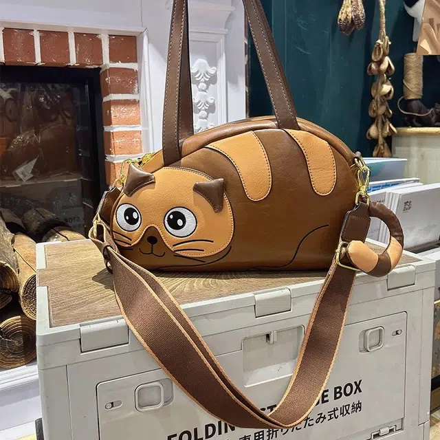 CREAM BEAR PU