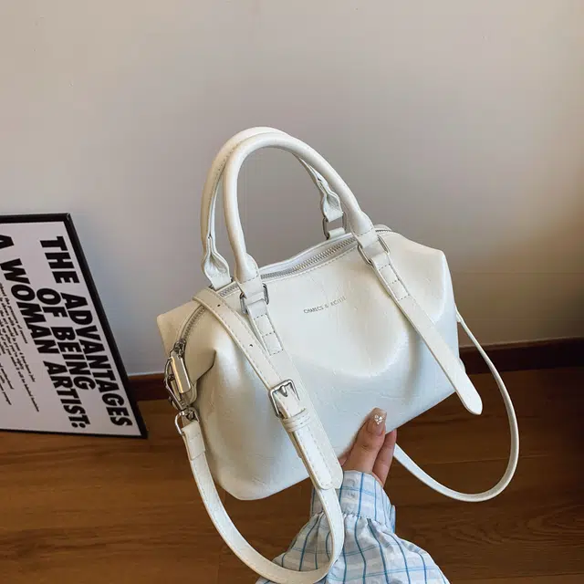 CREAM BEAR PU