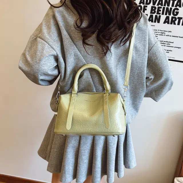 CREAM BEAR PU