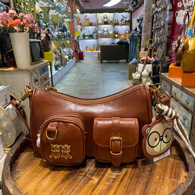 CREAM BEAR PU