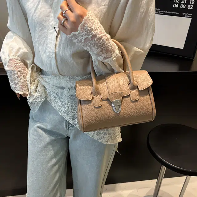 CREAM BEAR PU