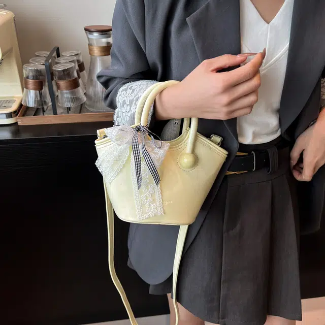 CREAM BEAR PU