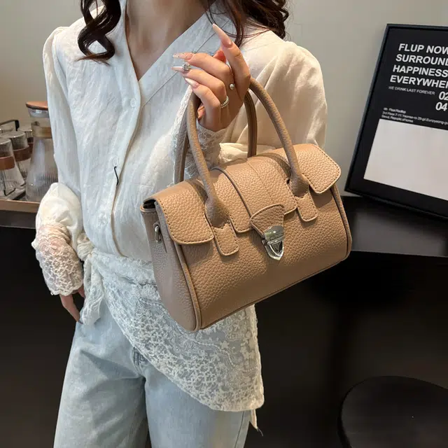 CREAM BEAR PU
