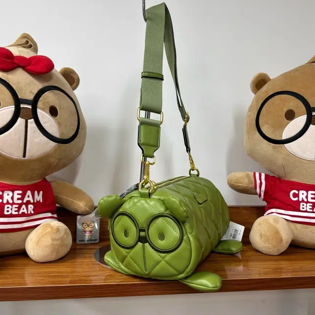 CREAM BEAR PU