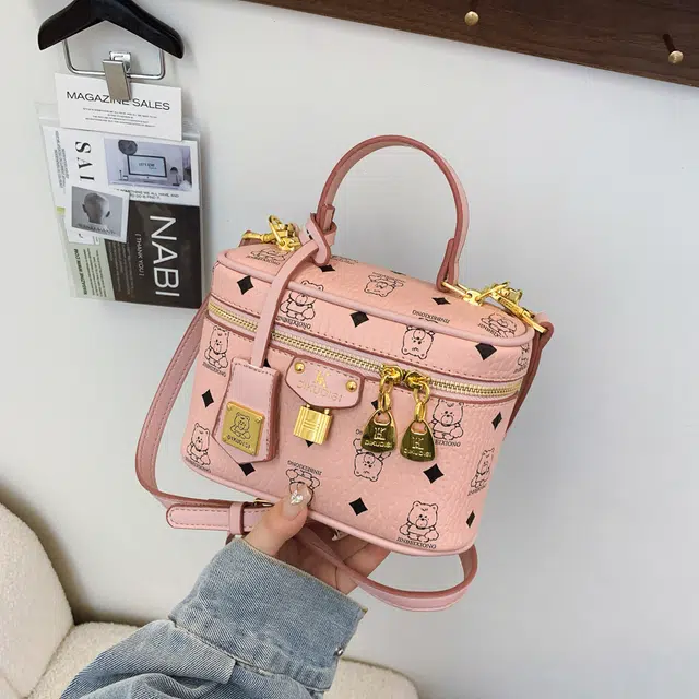 CREAM BEAR PU