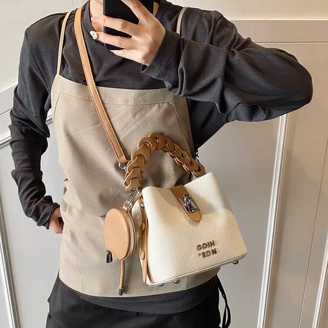 CREAM BEAR PU