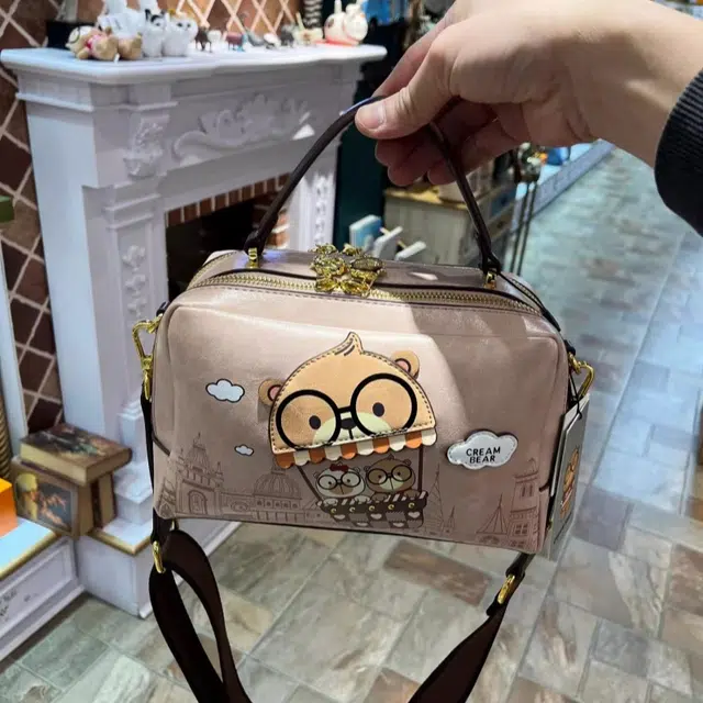CREAM BEAR PU