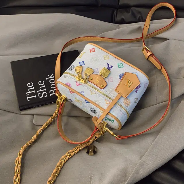 CREAM BEAR PU