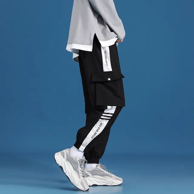 UZXJ vibeins
