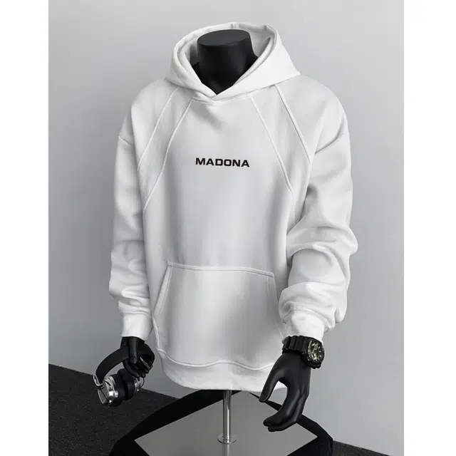 MADONA LOGO
