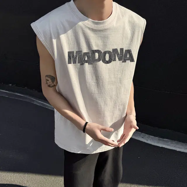 MADONA LOGO