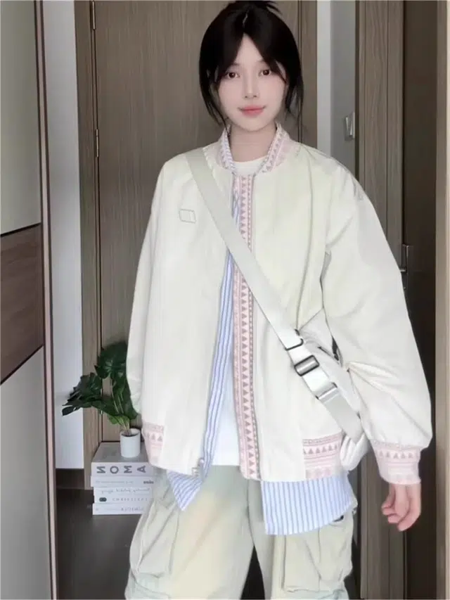 9c collective chicoversize