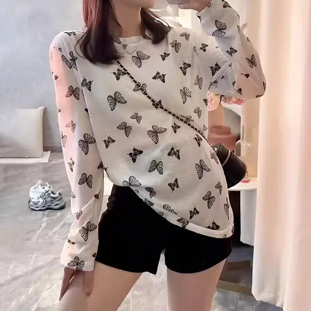 9c collective T