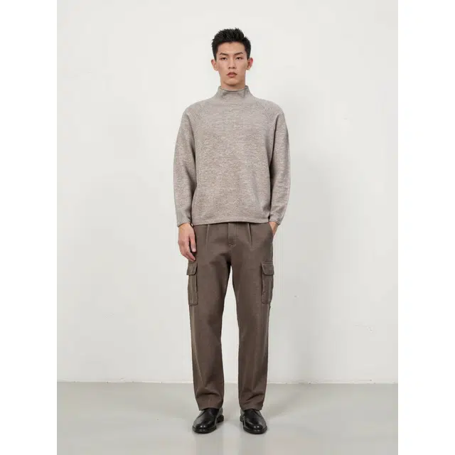 艾梵斯贝 高端轻奢保暖舒适柔软简约设计感半高领老钱风质感成熟青年宽松休闲商务打底衫轻便日常通勤百搭慵懒风套头多色毛衣 男款