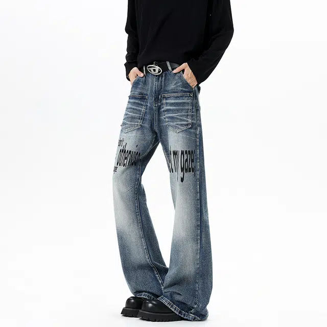 艾梵斯贝 美式复古潮流字母印花猫须铆钉小众设计款高街风日常通勤百搭宽松休闲时尚高级感潮酷个性街头微喇牛仔裤 男女同款