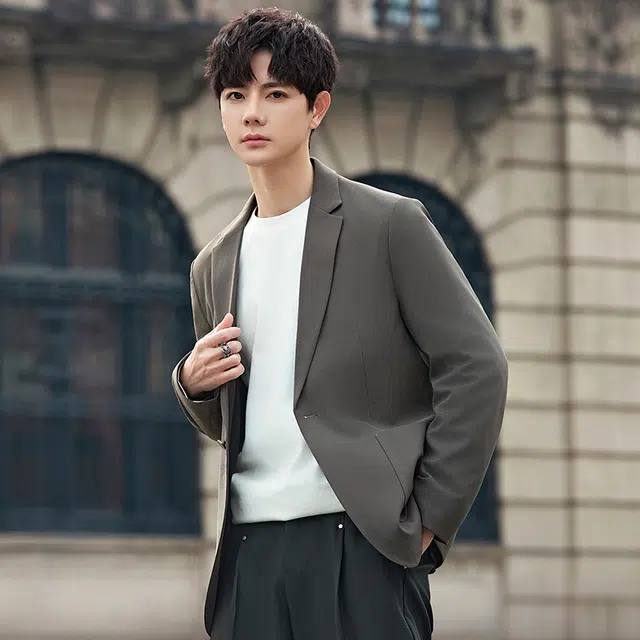 艾梵斯贝 高品质简约设计款纯色单排扣英伦韩风高级感轻奢商务正装职场通勤休闲极简礼服西装 男款