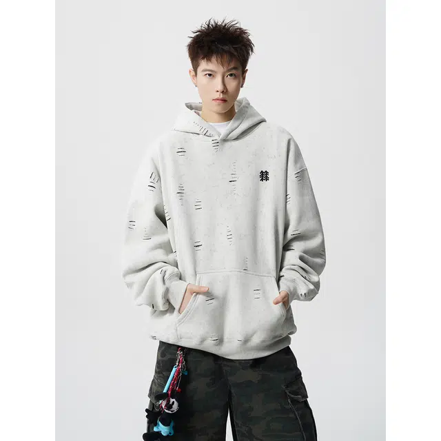 艾梵斯贝 美式复古潮流小破洞刺绣简约小众设计款无性别日常通勤百搭宽松休闲时尚高街风连帽套头情侣款卫衣 男女同款