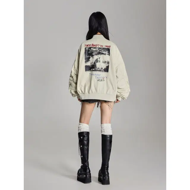 艾梵斯贝 美式复古潮流图像字母印花镰刀袖小众设计款高级感无性别主义潮酷高街风时尚简约百搭日常宽松休闲夹克 男女同款