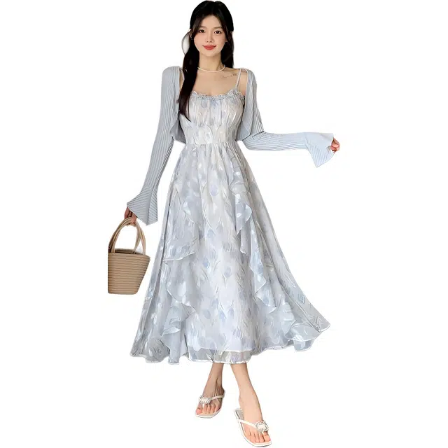 黛尔佳人 法式时尚潮流上衣简约百搭裙子吊带连衣裙 女款