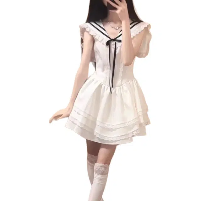 黛尔佳人 甜美高级感收腰千金感海军领蓬蓬裙无袖连衣裙 女款