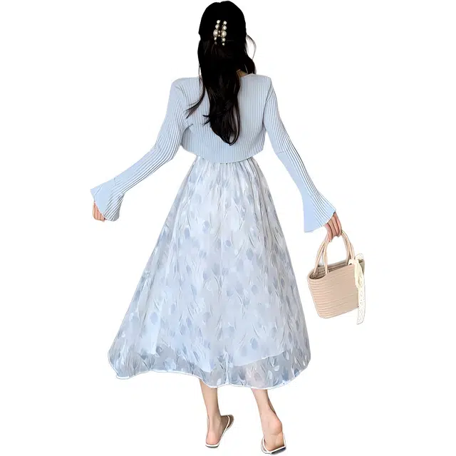 黛尔佳人 法式时尚潮流上衣简约百搭裙子吊带连衣裙 女款